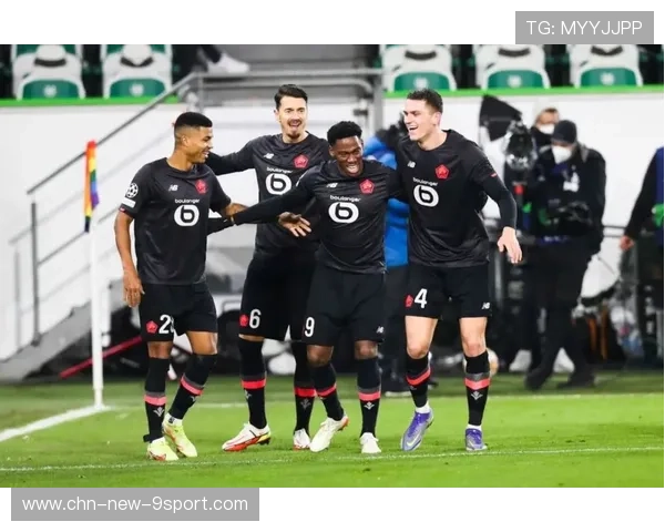 “安赫尔·巴尔博萨的攻击突破与团队协作,为美洲狮队提供更多进攻空间”